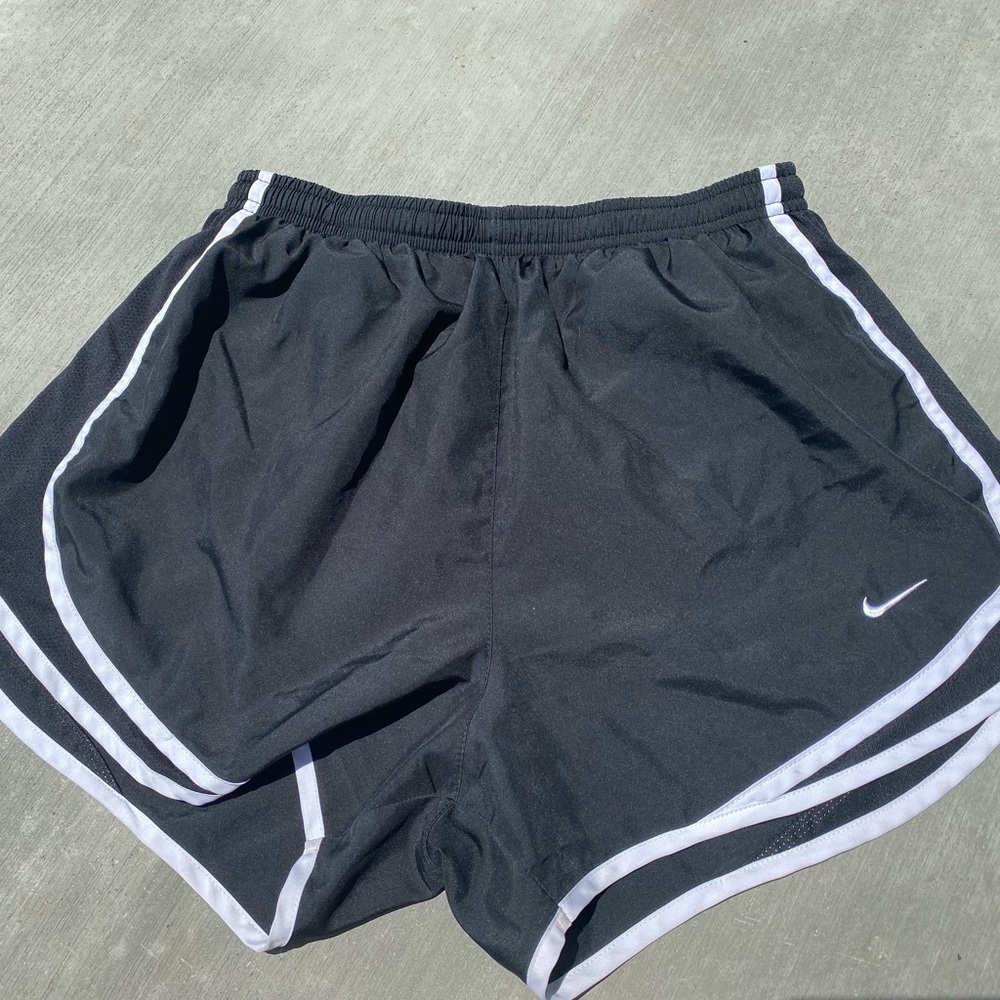 Black Nike shorts